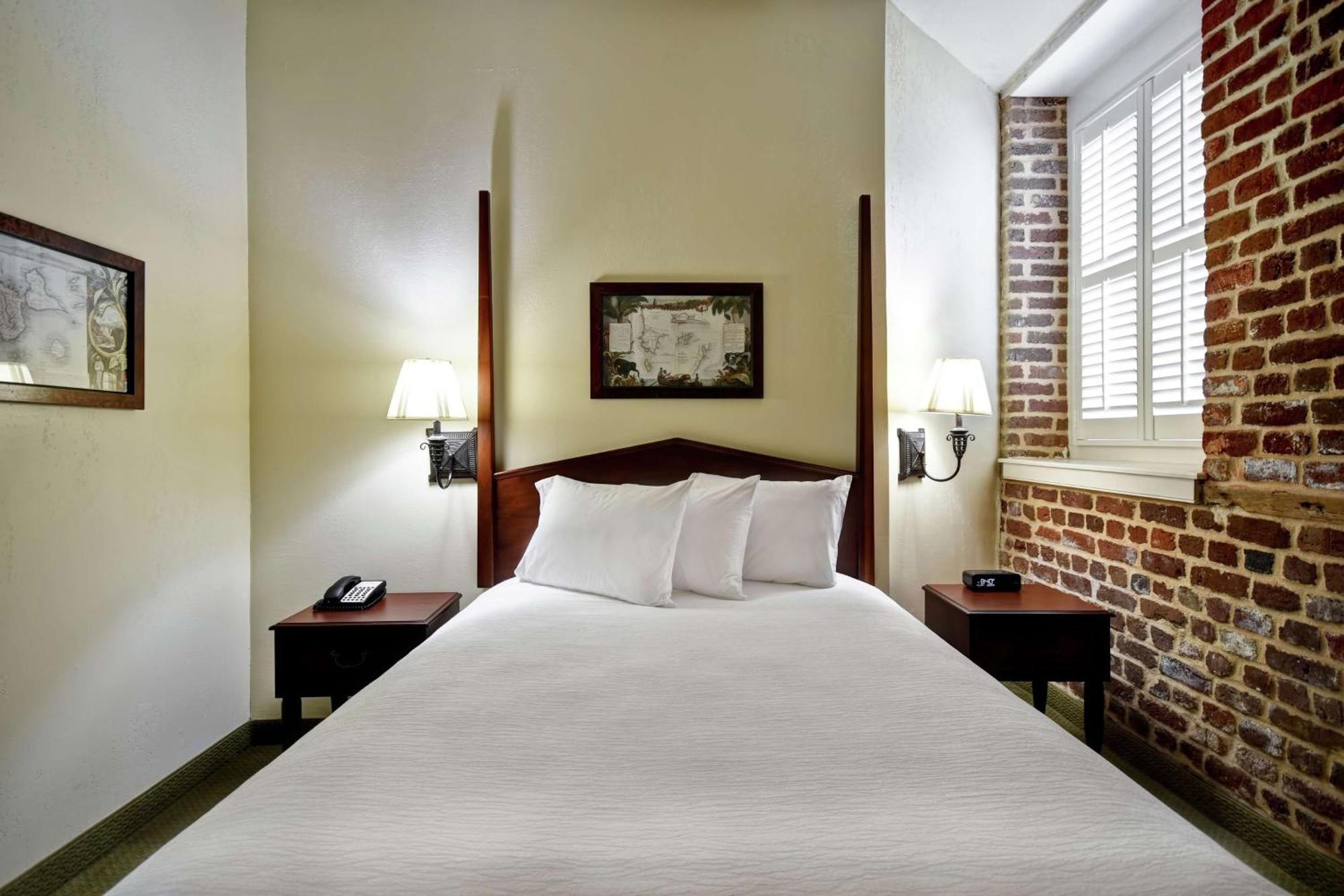 Embassy Suites Charleston - Historic District Exteriér fotografie